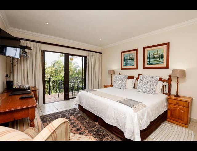 8 BEDROOM BED & BREAKFAST FOR SALE IN UMHLANGA CENTRAL